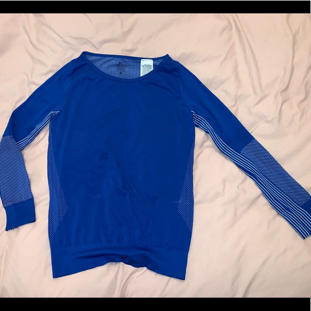 Nike Dri-fit top